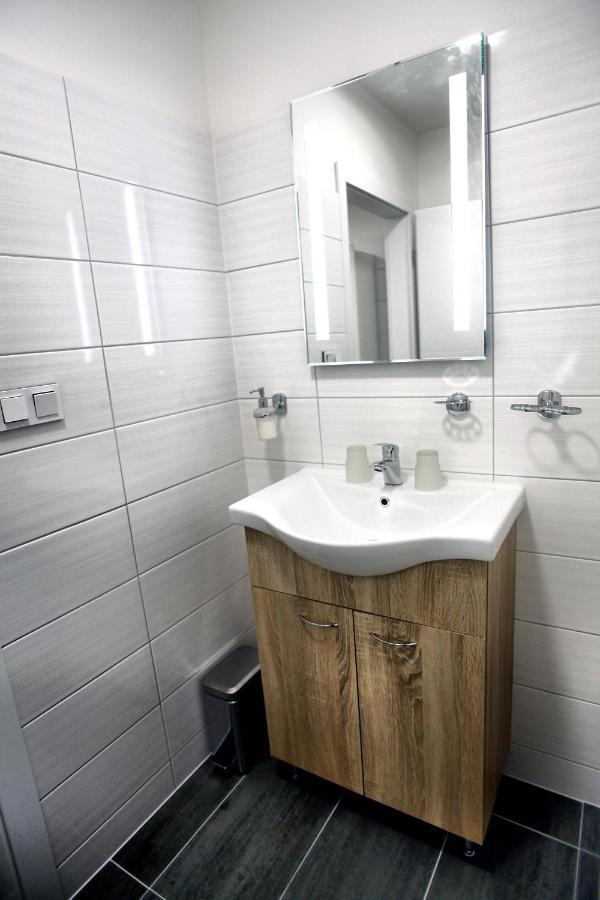 Hotel Kotva Hrensko Ngoại thất bức ảnh